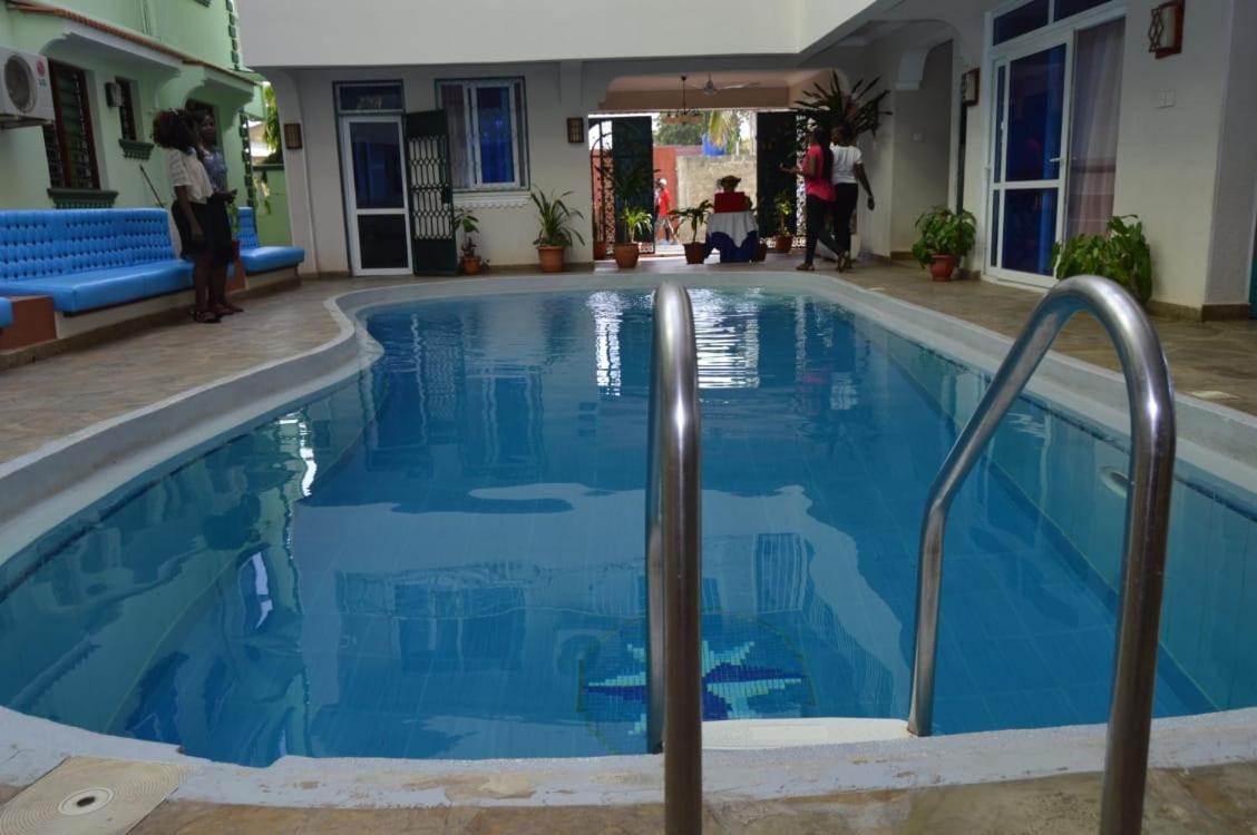 Prime Comfort Hotels & Apartments อึมทวาปา ภายนอก รูปภาพ