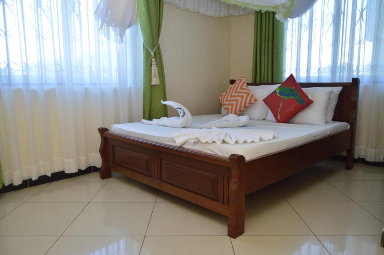 Prime Comfort Hotels & Apartments อึมทวาปา ภายนอก รูปภาพ