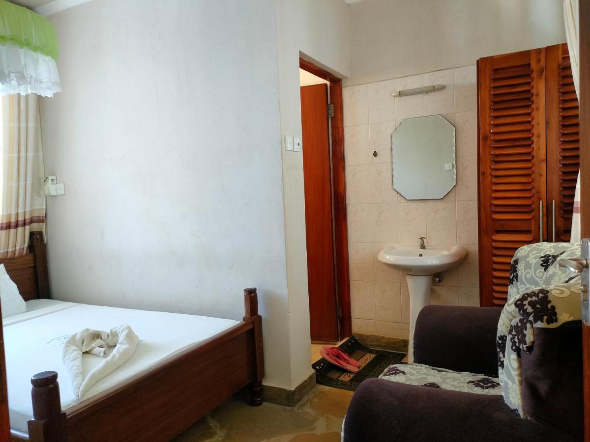 Prime Comfort Hotels & Apartments อึมทวาปา ภายนอก รูปภาพ
