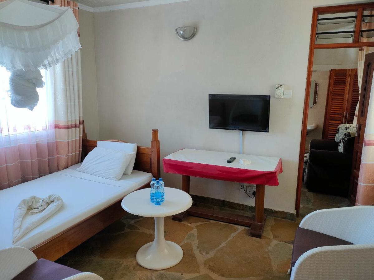 Prime Comfort Hotels & Apartments อึมทวาปา ภายนอก รูปภาพ